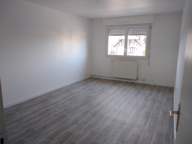 Appartement T3 à Heudebouville (71.02m²)