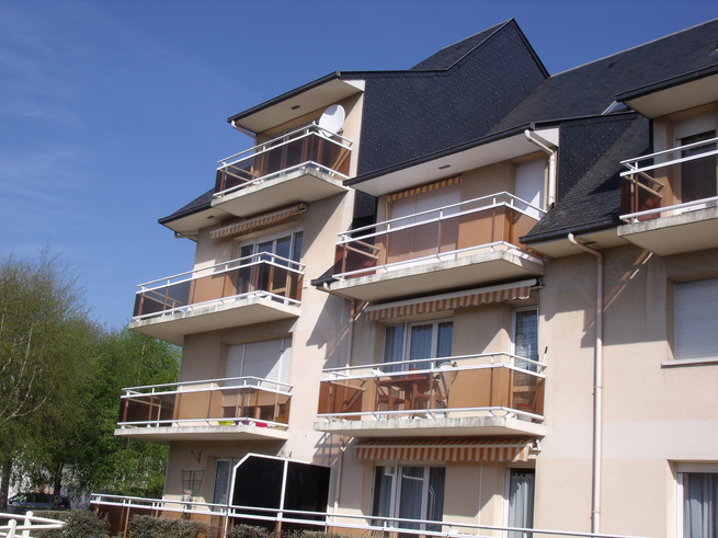 Appartement de type T3 de 52.58 m² avec balcon et garage à LOUVIERS