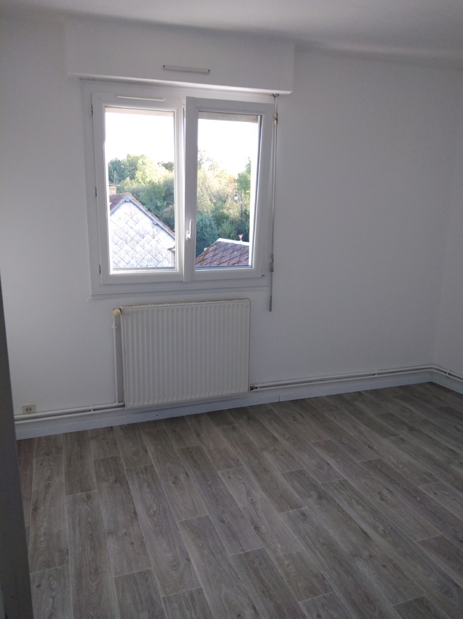 Appartement T3 à Heudebouville (71.02m²)