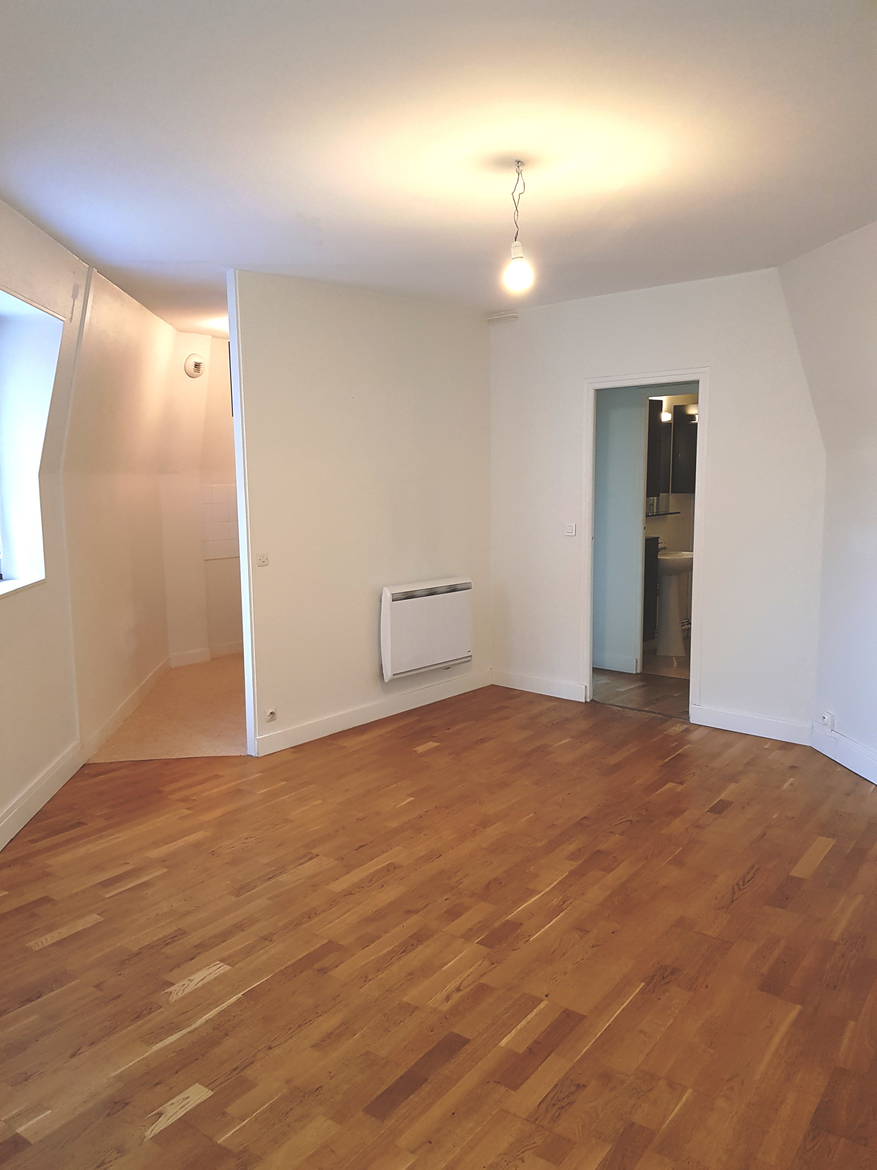 Appartement T2 avec cour commune Louviers (37m²)