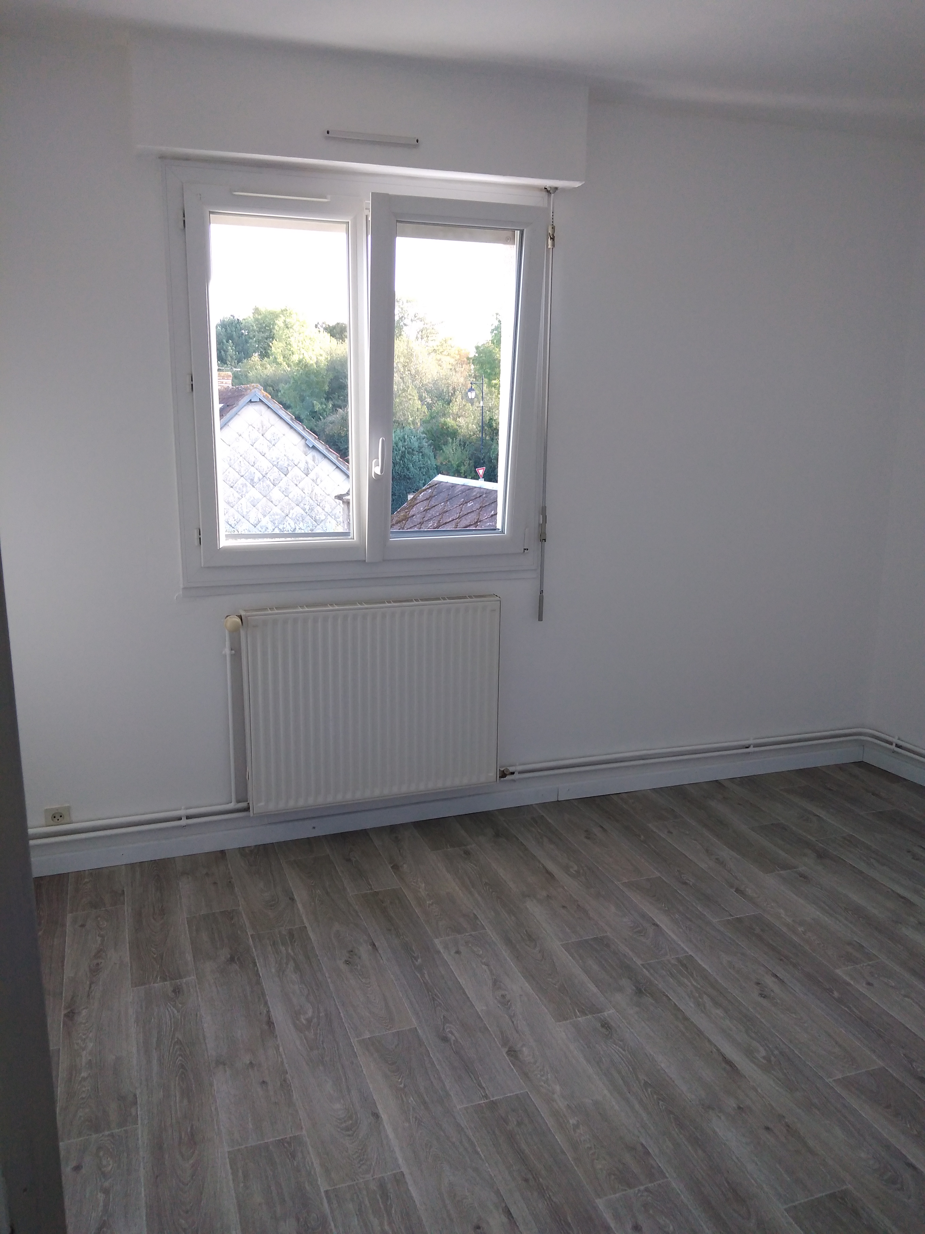 Appartement T3 à Heudebouville (71.02m²)