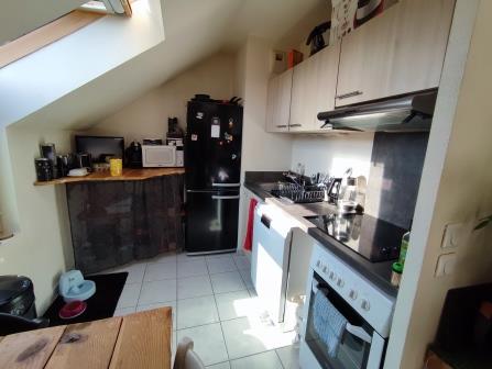 Appartement T1 de 36 m² avec balcon et place de parking en sous sol à LOUVIERS  