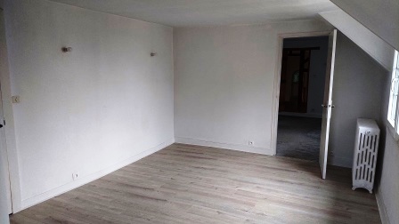 MAISON T5 en duplex de 112 m² à INCARVILLE (27400)